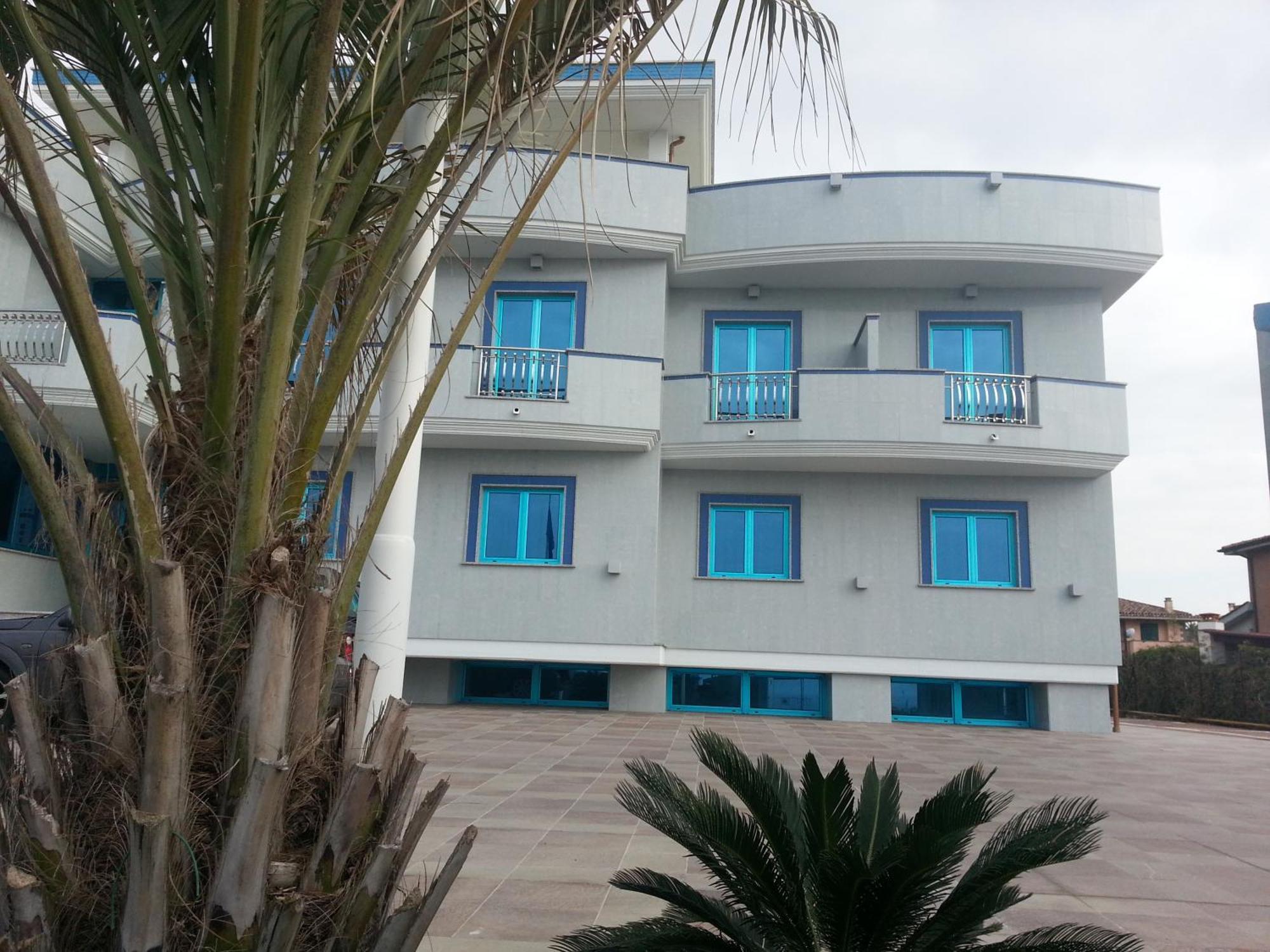 Serpa Hotel Anzio Ngoại thất bức ảnh